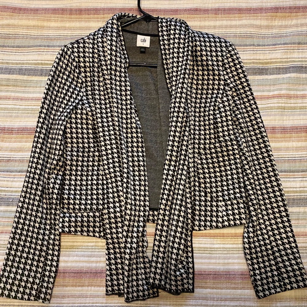 Cabi Houndstooth fitted jacket